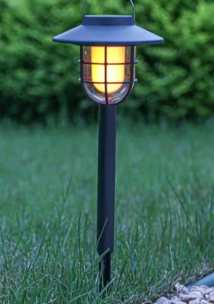 Lampu Rumput Api Surya